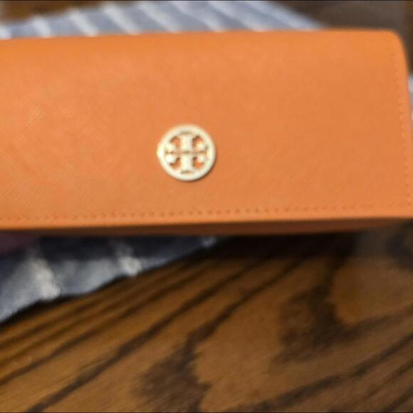 EUC Authentic Tory Burch Sunglasses Set - Picture 11 of 11